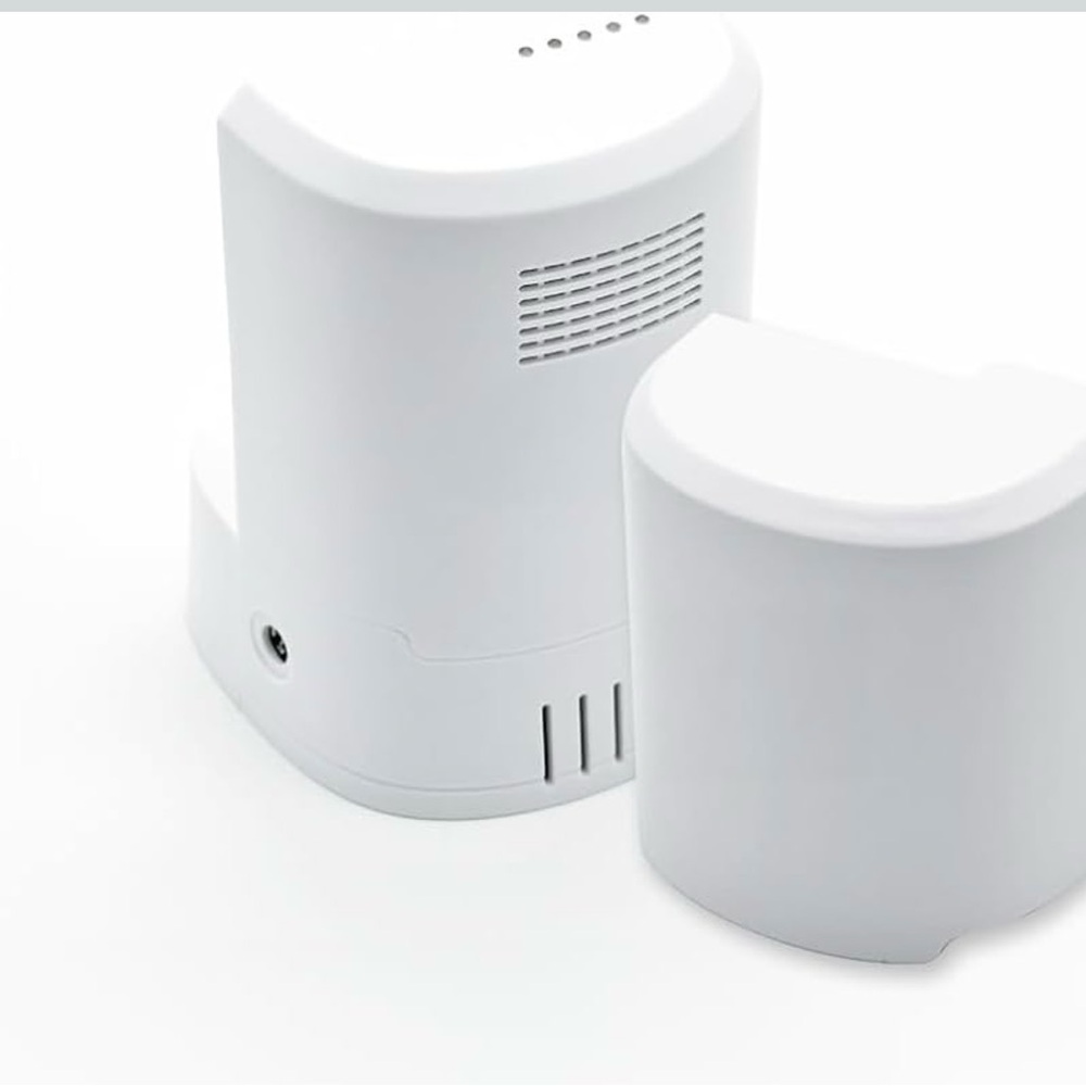 External Battery Charger for P2, P2-E6 & P2-E7 Series Oxygen Concentrators - Picture 3 of 6